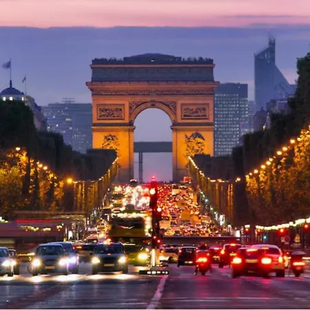 Champs-elysees アパート パリ