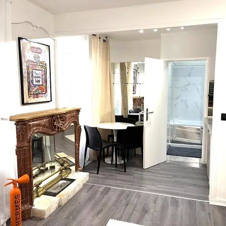 Daire Champs-elysees *